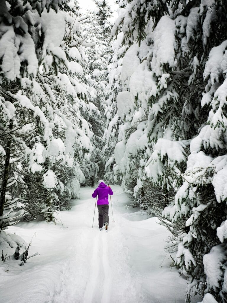 Osteopathy treatment for skiing injuries